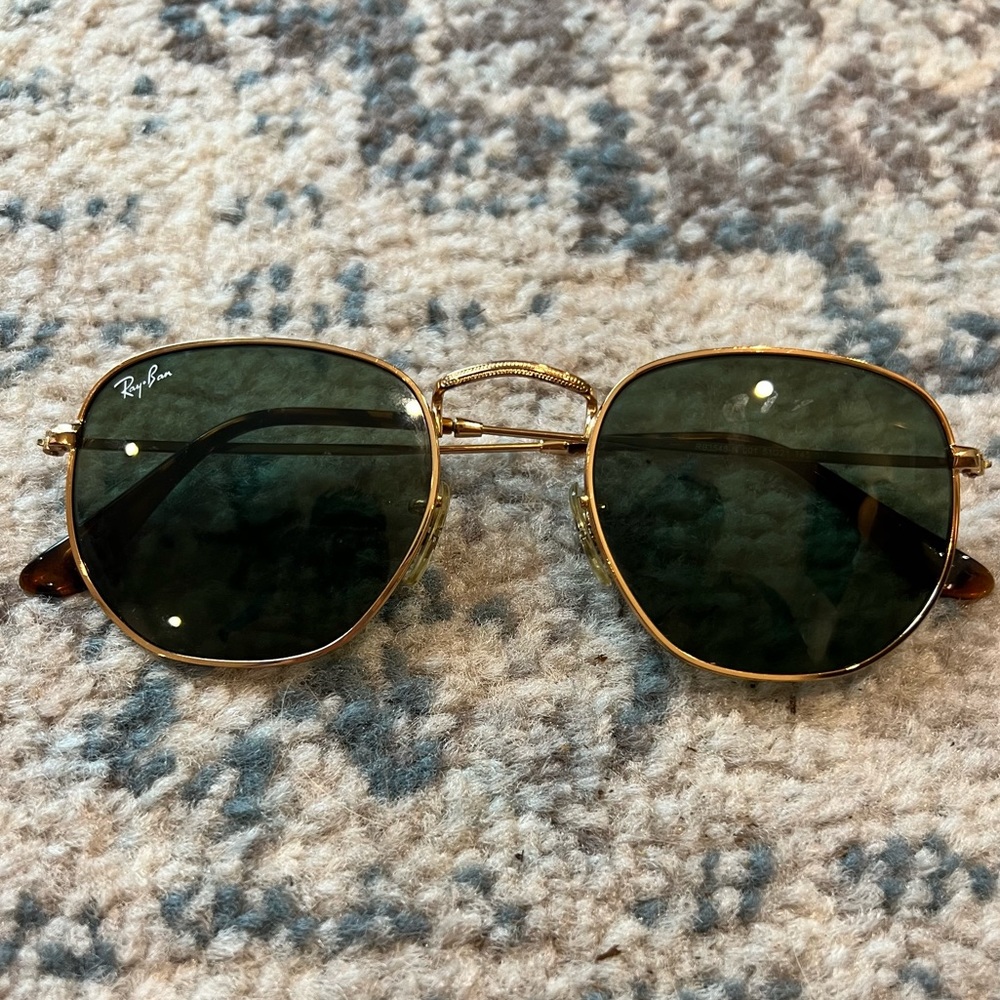 Hexagonal Ray Bans